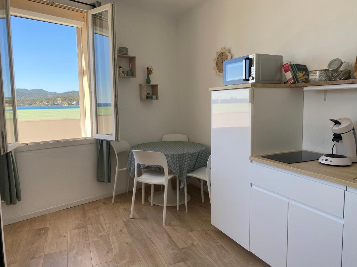 Studio Le Monroe Les Pieds Dans L'Eau 10 M De La Mer La Seyne-sur-Mer Εξωτερικό φωτογραφία